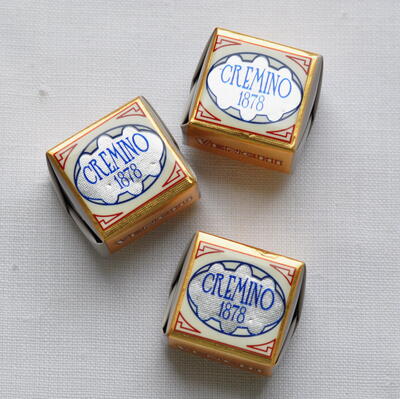 Čokoláda Venchi - pralinka Cremino - mléčná - 11 g