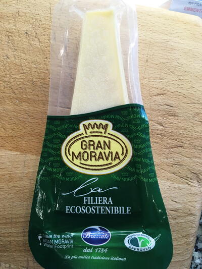 Sýr Gran MORAVIA -podobný Parmezánu - 250 g