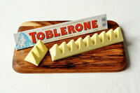 foto-13020004-Toblerone-bila-15x.JPG