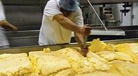 Syr-Cheddar-cheese-Production2.jpg