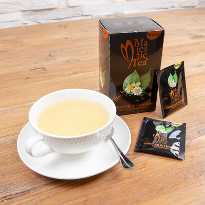 Čaj Majestic Tea Zelený čaj & Heřmánek 20 x 1,5g