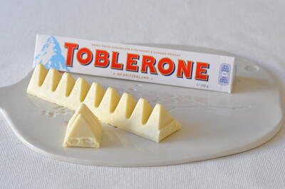 Čokoláda Toblerone - bílá - 100 g