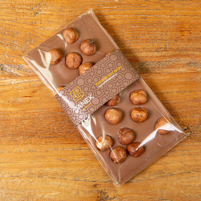 Čokoláda mléčná s lískovými ořechy - JANEK - 105 g